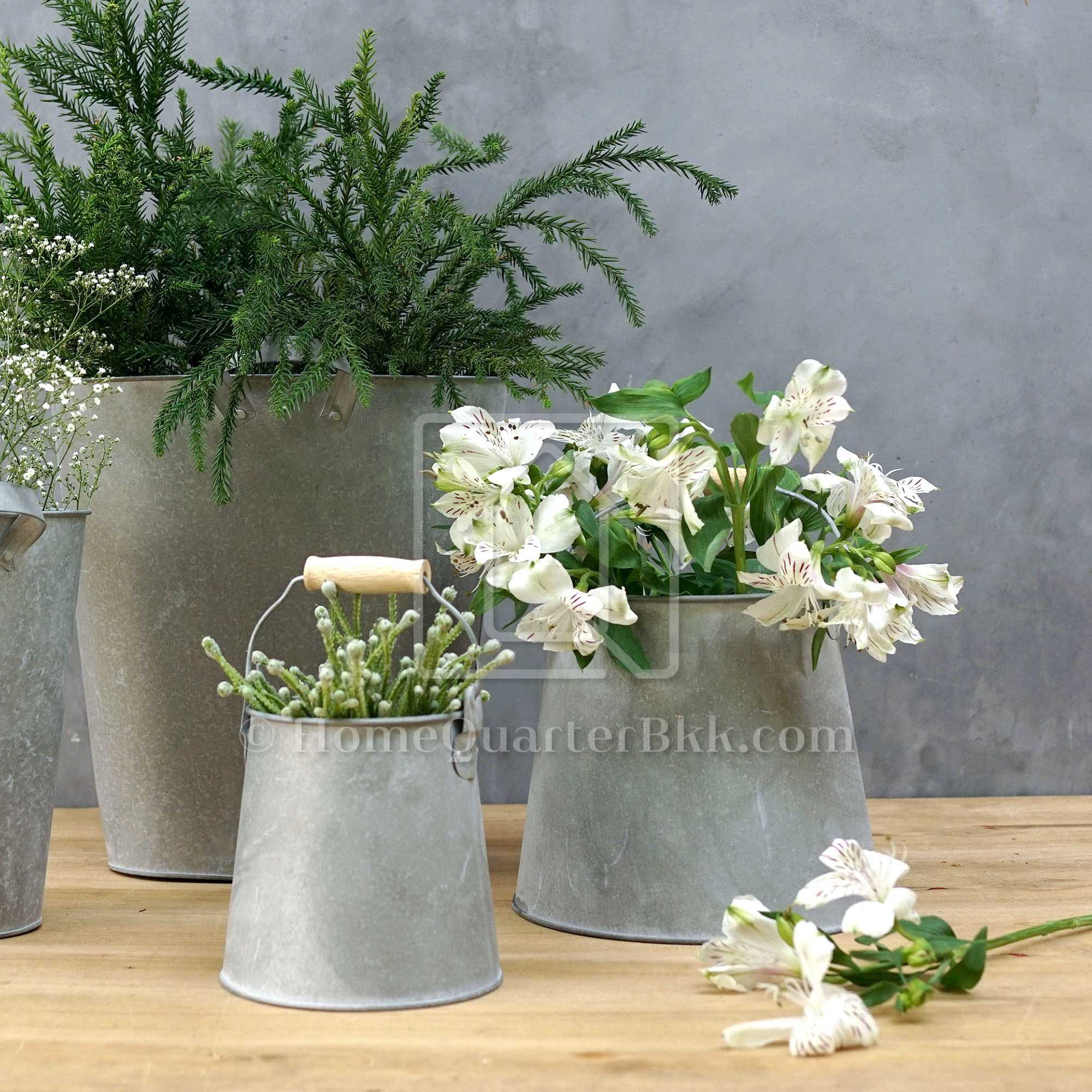 ถังทรงกรวย หูหิ้วไม้ ขนาดเล็ก | Cone Pot-S