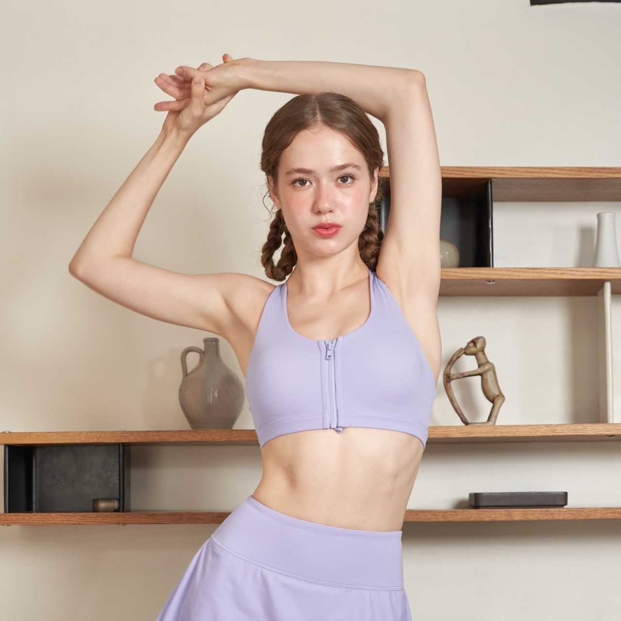 TAACTIVE CLAIRE ZIPPER SPORTS BRA เสื้อสปอร์ตบรา เสื้อออกกำลังกาย