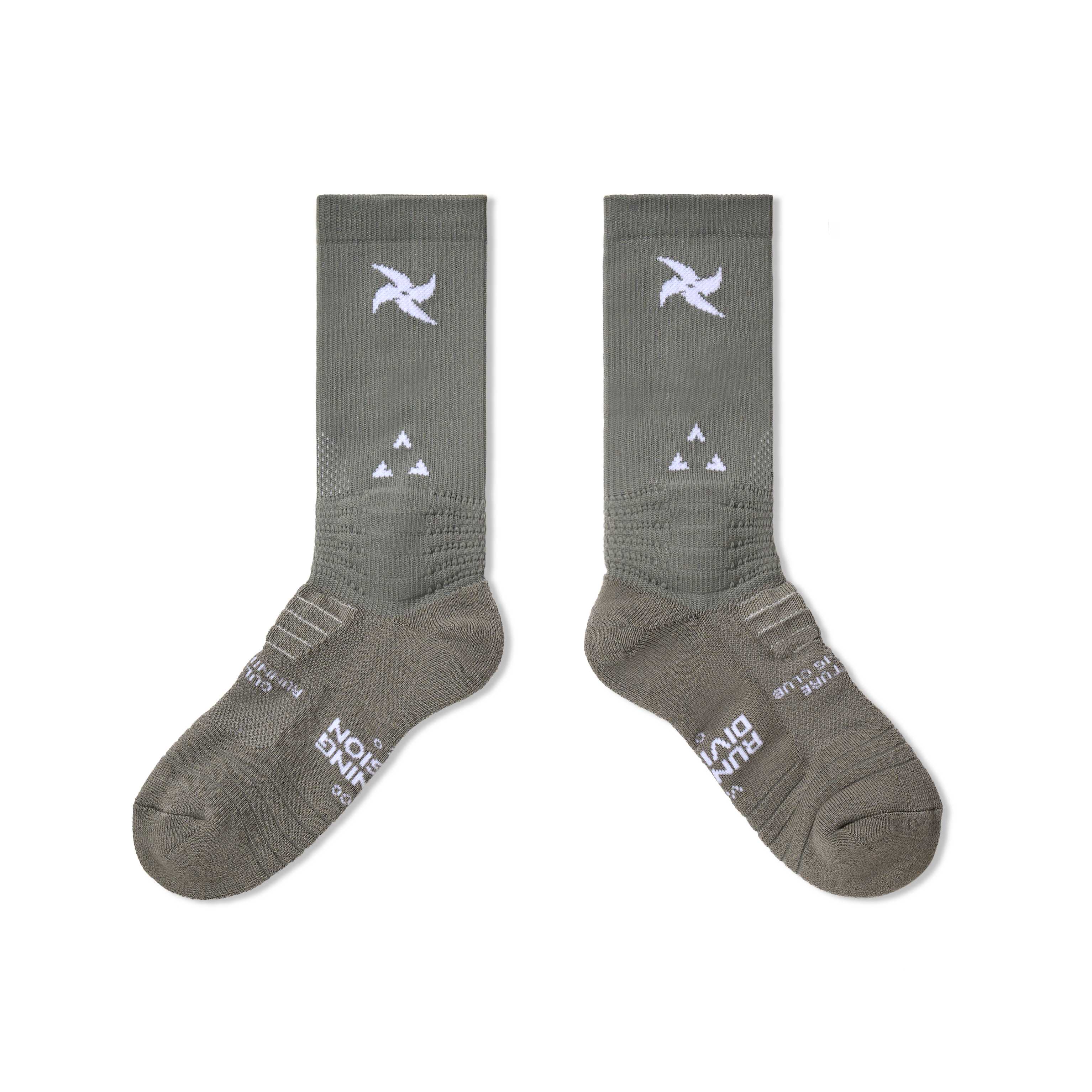 Culture Essential Running Crew Socks Vol. 2 Gray