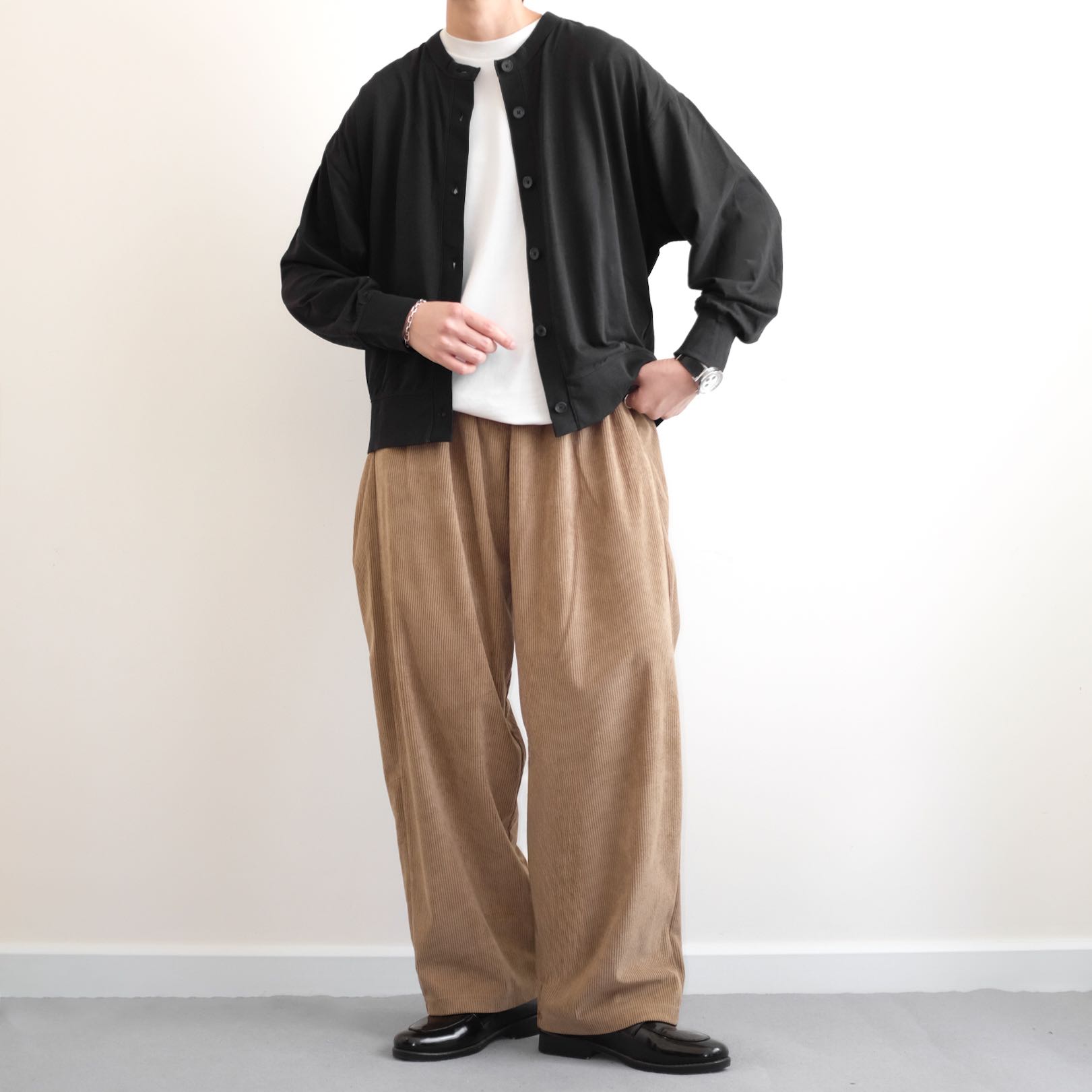 GGD • Made in Kore a Relaxed Corduroy Oversized Wide Legs Pants