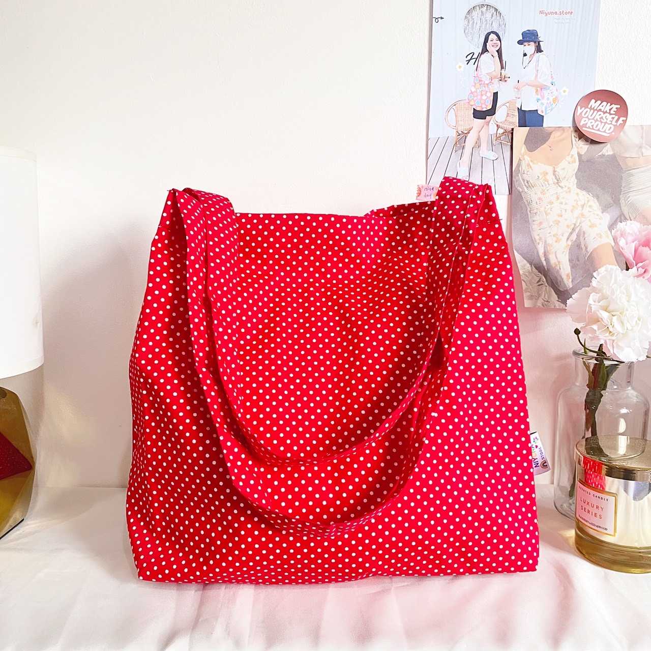 กระเป๋าผ้า ทรง Tote Bag Small Polka dot สีแดง