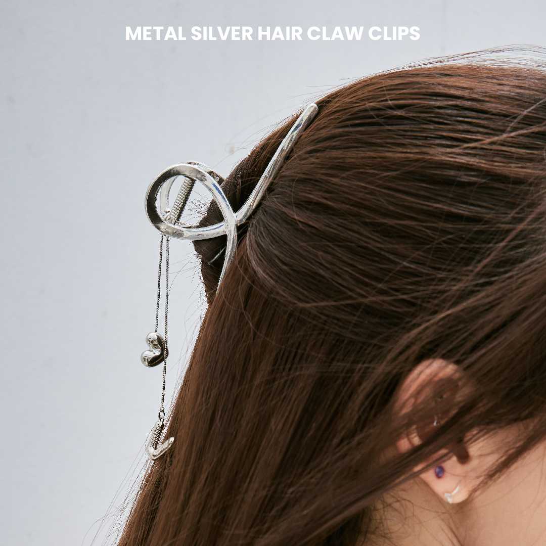 [PRE-ORDER] Metal Silver Hair Claw Clips with Heart&V Charm 'IN THE AIR'