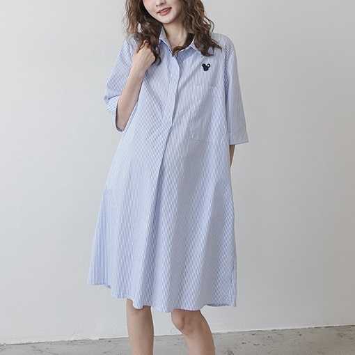 เดรสทรง oversize โทนฟ้าริ้วขาวสวยเก๋น่ารักมาก ผ้านิ่มมากลื่นๆเย็นๆใส่สบายสุดๆ ผ้าไม่บางมาก