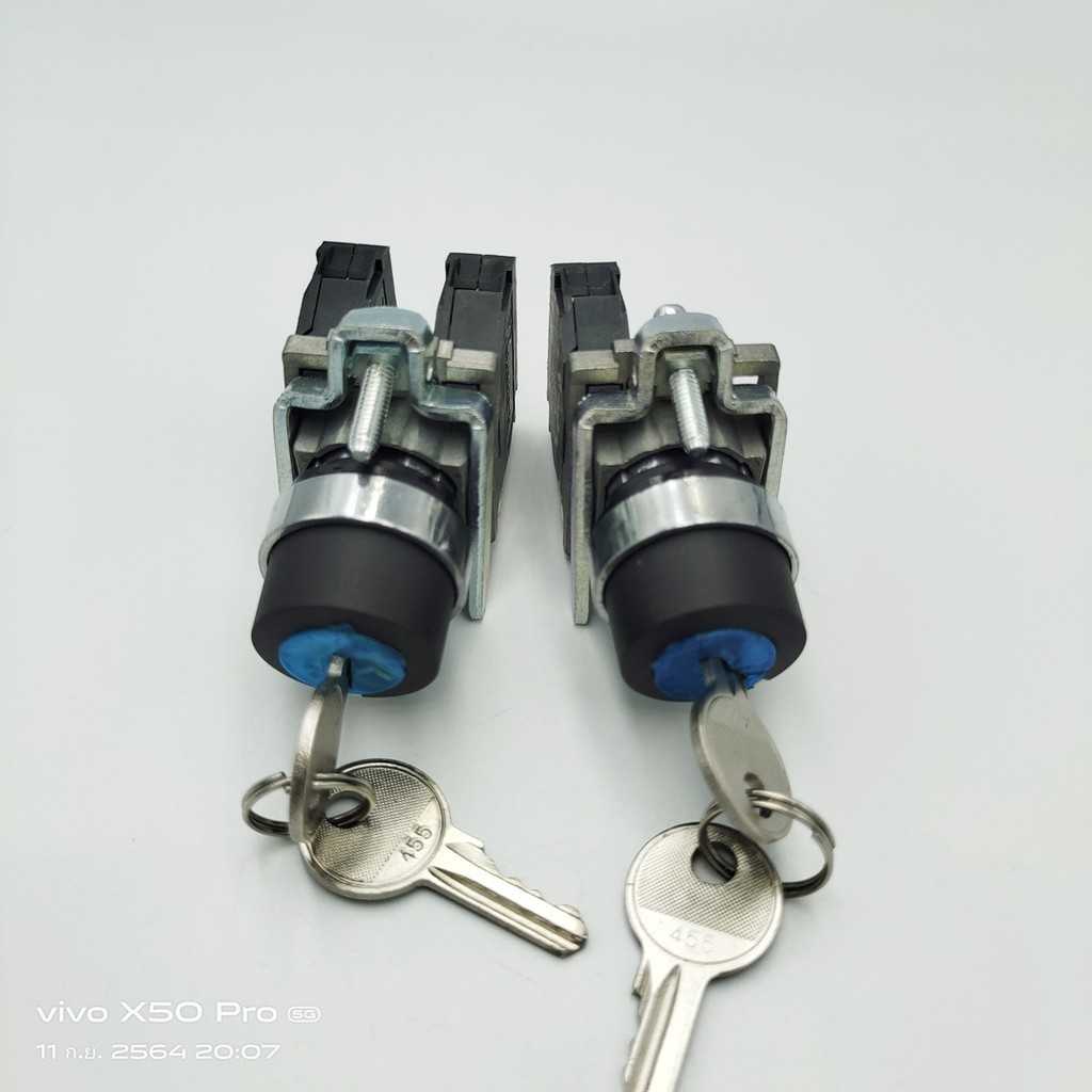MODEL: XB4-BG21/33 KEY SWITCH 2P/3P 22MM. สวิตซ์กุญแจ 2จังหวะ 1NO,สวิตซ์กุญแจ 3จังหวะ 2NO