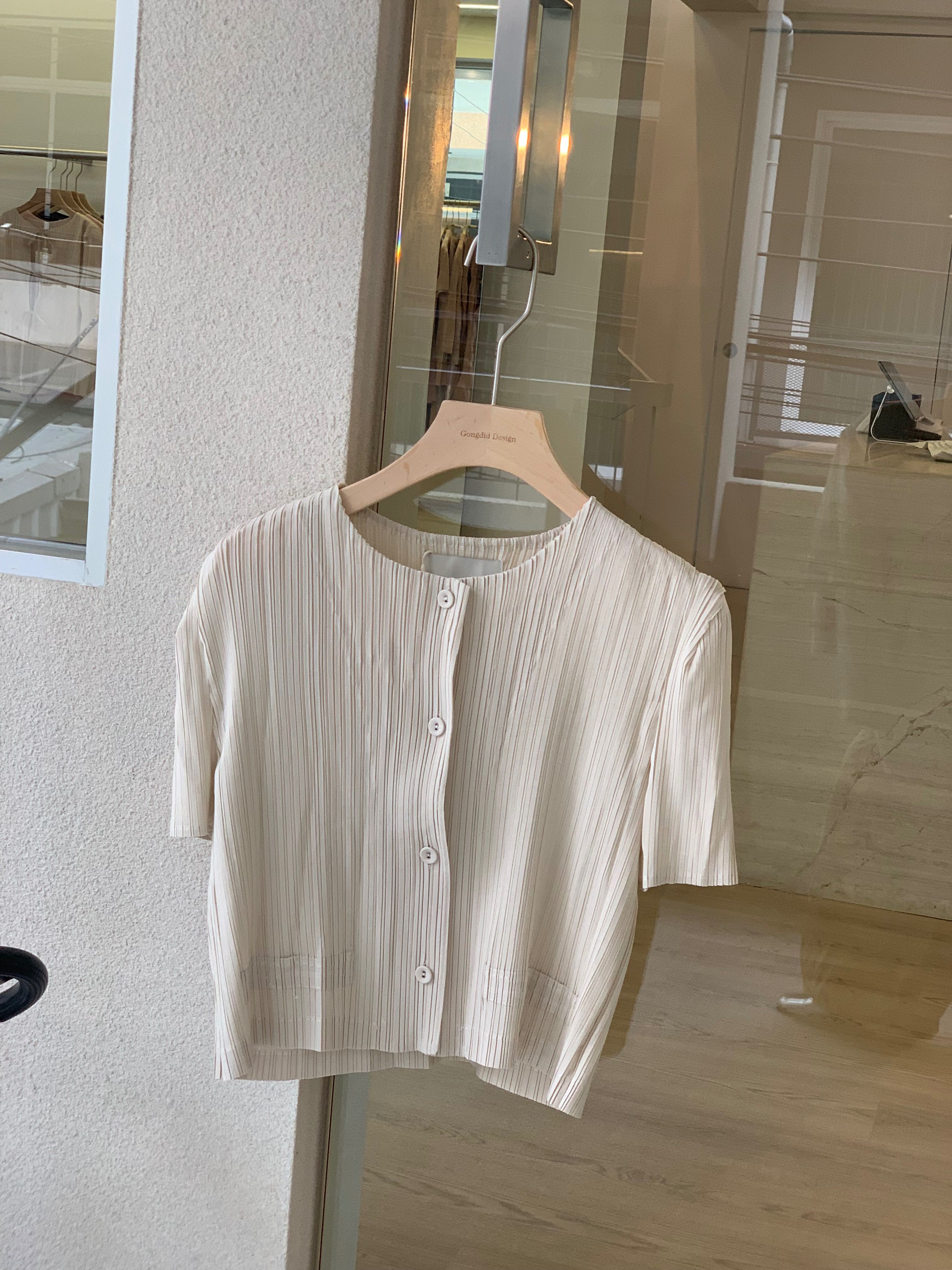 GDS32 matte crop top