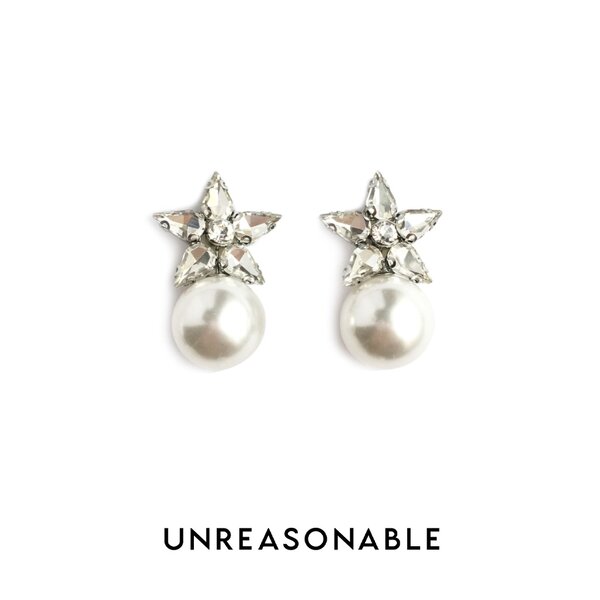 ต่างหูดาว สีมุก ต่างหูคลิป ต่างหูก้านเงินแท้ น้ำหนักเบา สวยใส่สบาย UA0465-01 Unreasonable Accesso...