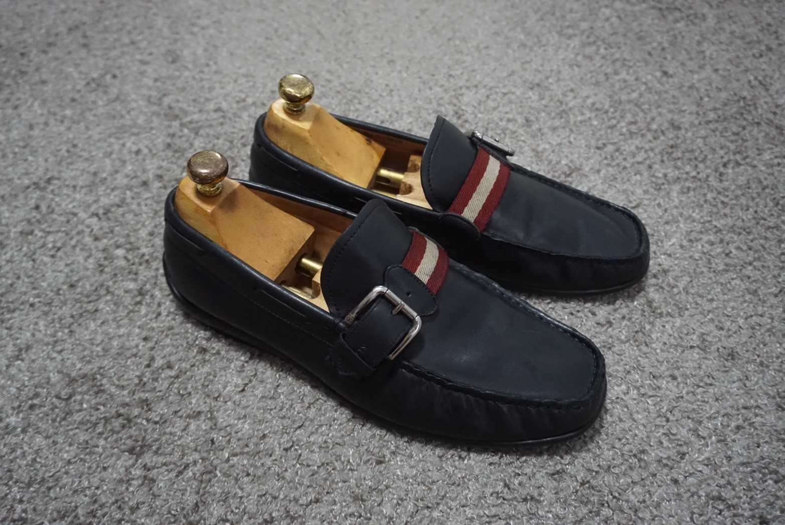 BALLY DRIVING SHOES Size 6