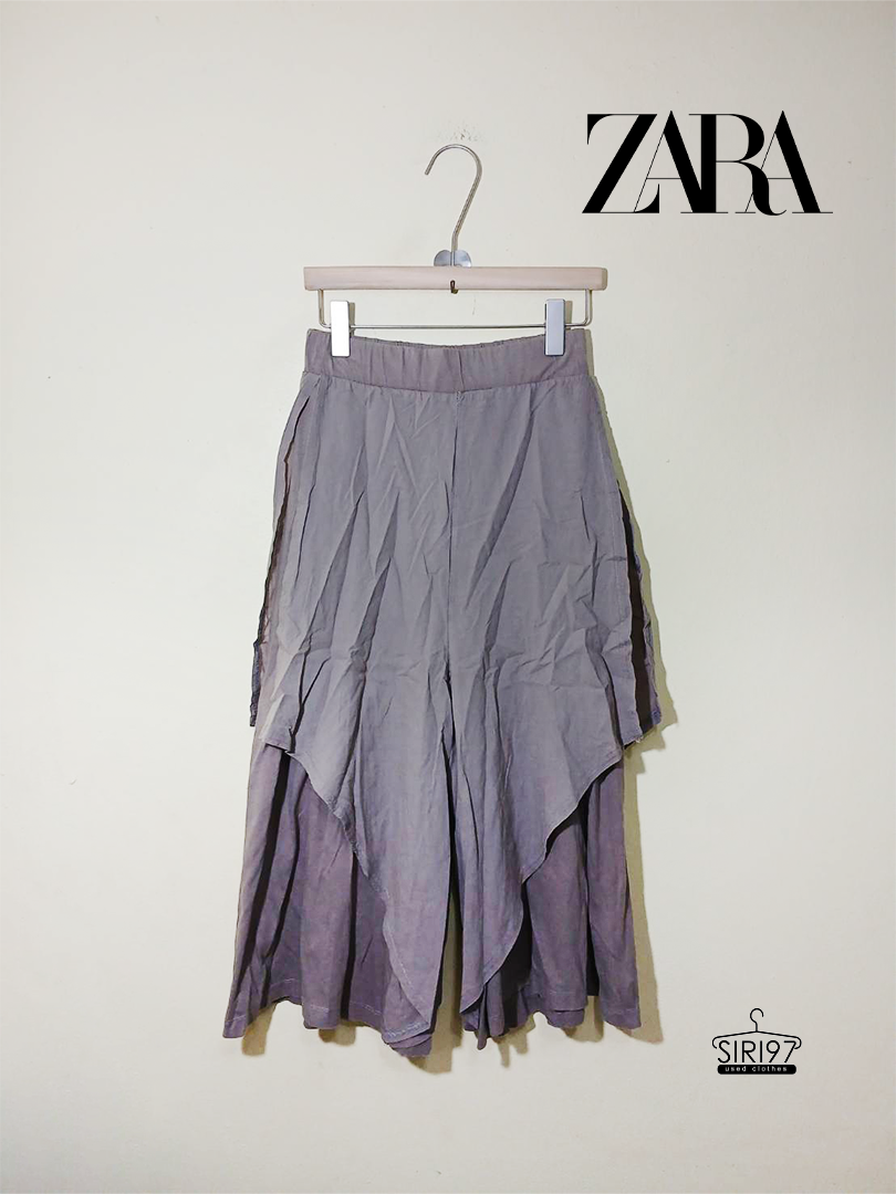 กางเกงขายาวเอวยางยืด ทรงบาน ZARA สีน้ำตาลอ่อน สภาพ80% มีสีดรอปลง ผ้าเป็นขน