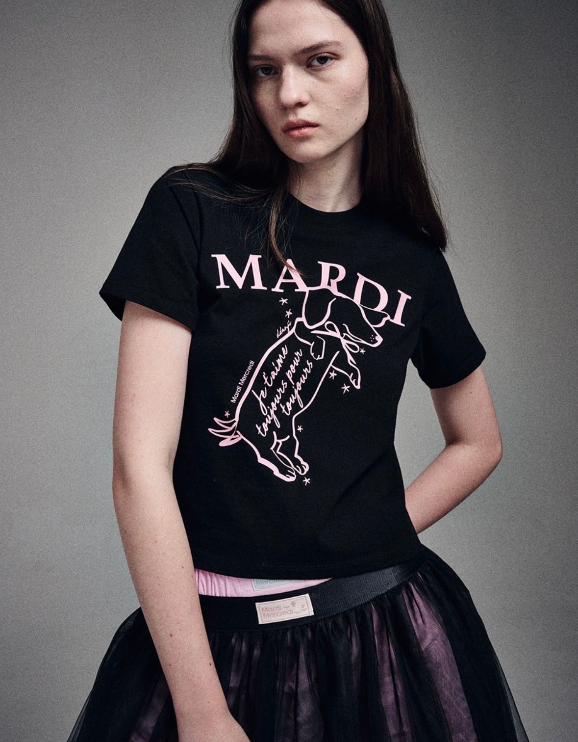 (พร้อมส่ง) Mardi mercredi slim tshirt swing the tail ddanji black pink