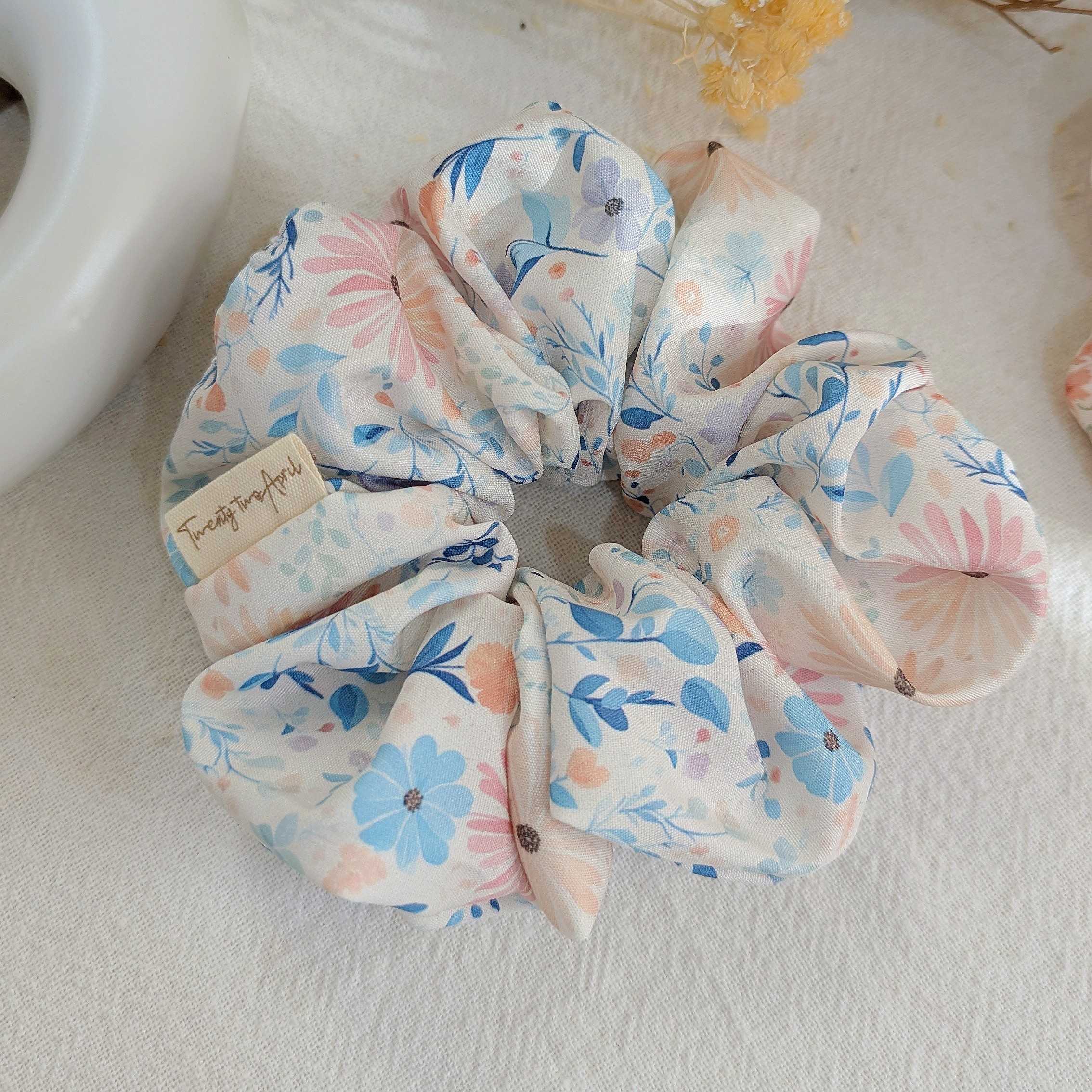 Flower Scrunchie ยางมัดผม (No.27)