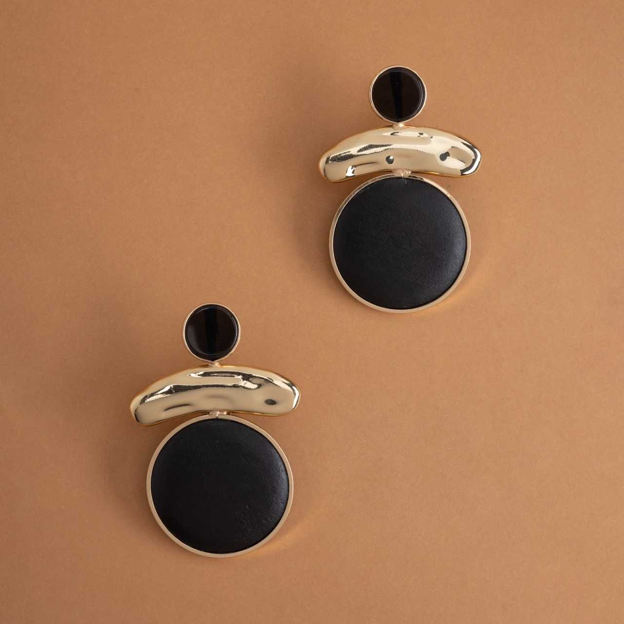 BLACK GOLD GEOMETRIC EARRINGS