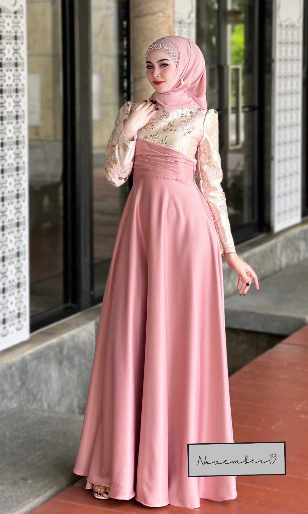 ชุดอิสลาม แฟชั่นมุสลิม เดรสมุสลิม รุ่นผ้าแจ็คการ์ด ชุดเดรสอิสลาม ชุดใส่รายอ Dressmuslim