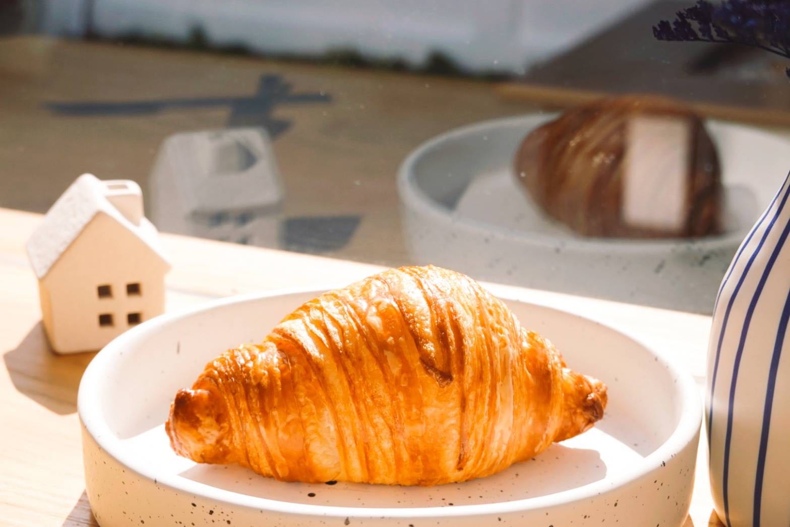 ครัวซองต์เนยสด Butter Croissant