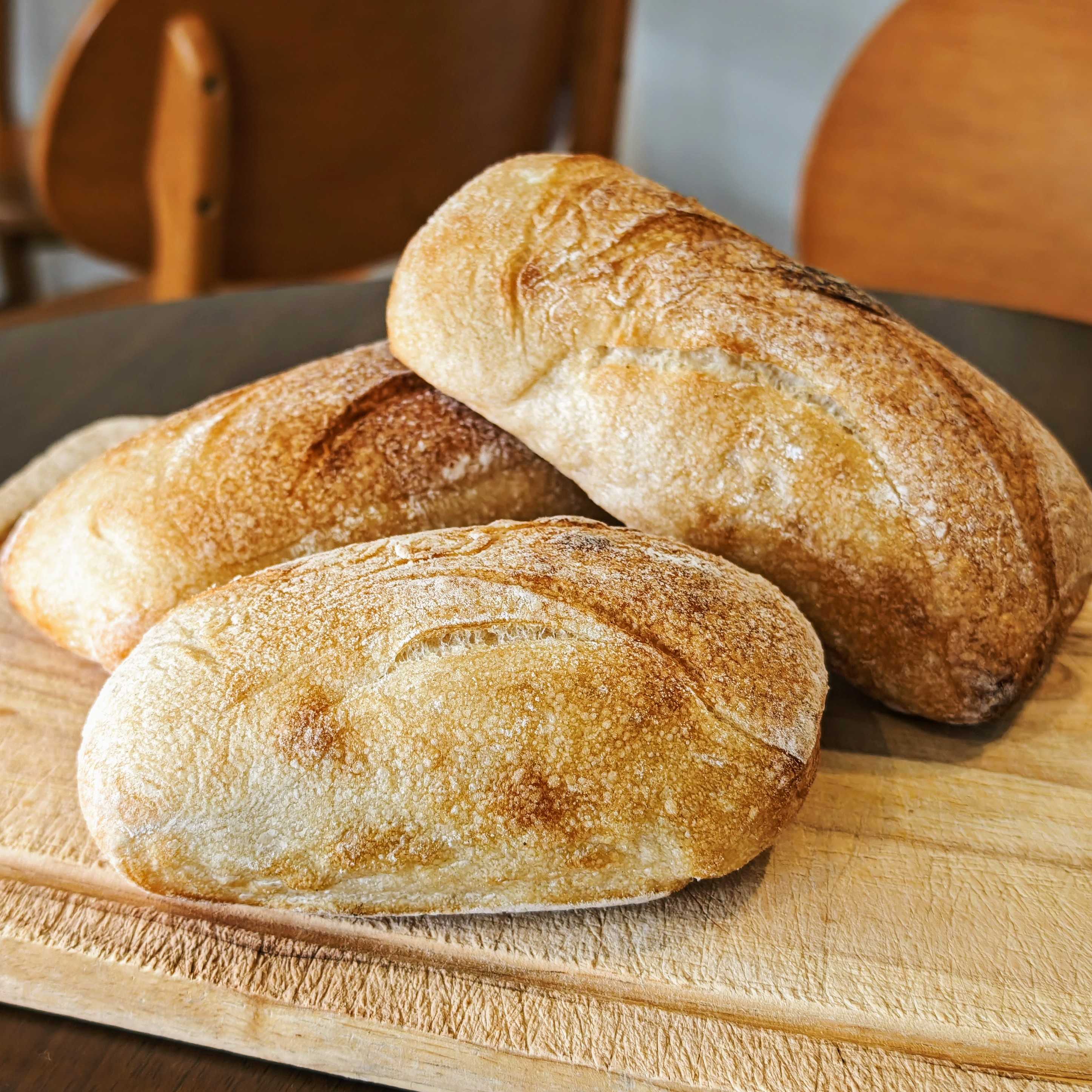 Sourdough Ciabatta (3 pcs) - เชียบัตตาซาวร์โด (เซต 3 ชิ้น)
