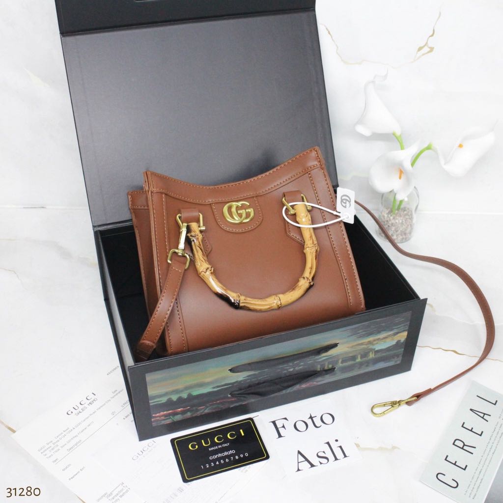 กระเป๋าG Diana Small ToteBag 