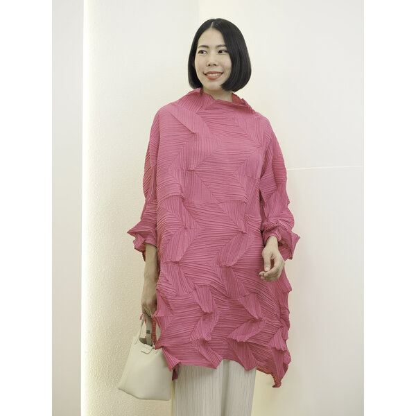 อกถึง60 ยาว31นิ้ว 2MUAY รุ่น CX6392 เสื้อพลีทคุณภาพ ผ้าMatted HIGH NECK ZIG ZAG PLEATED TOP 2 สี ...