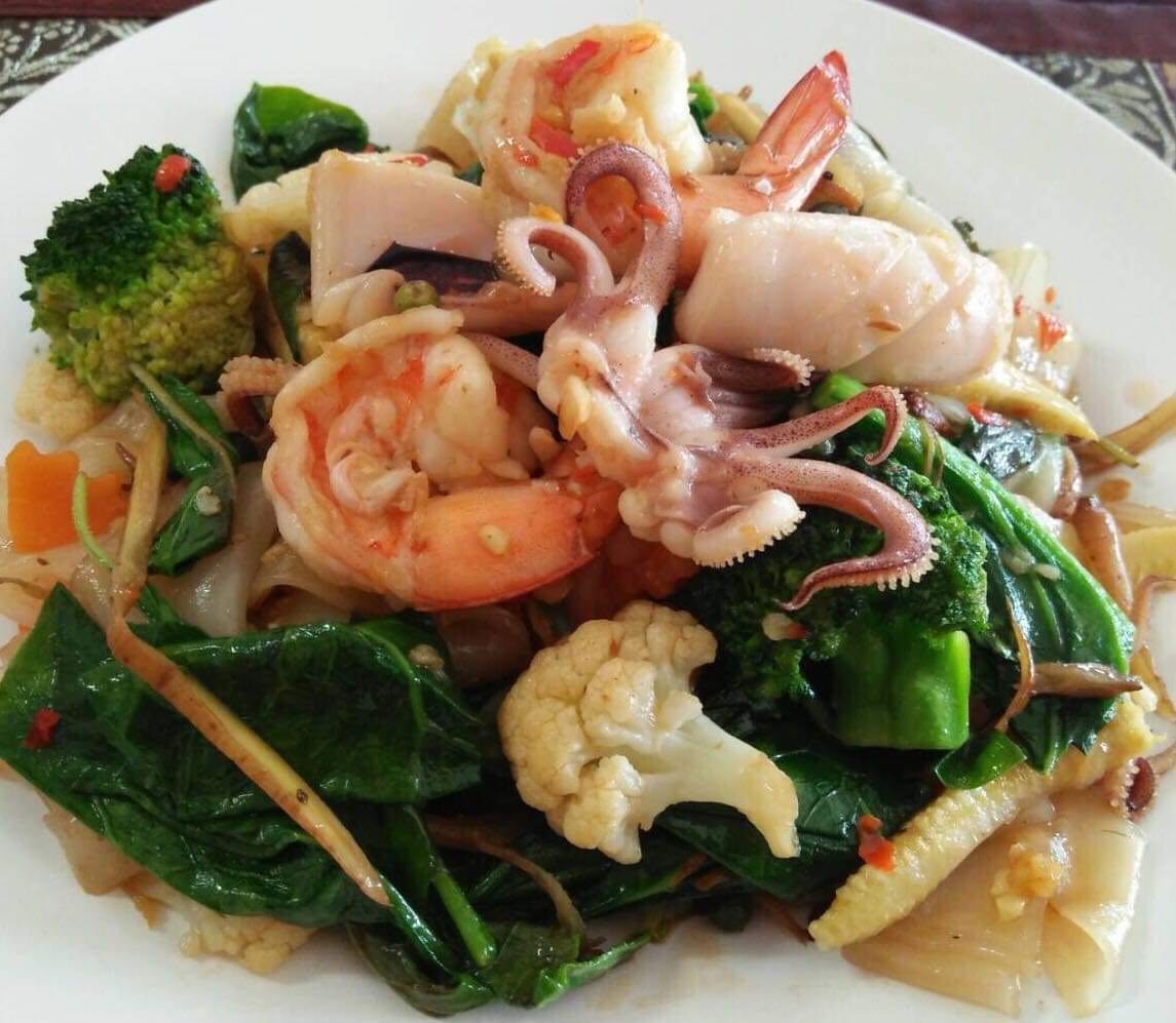 ผัดขี้เมา Drunken Noodle