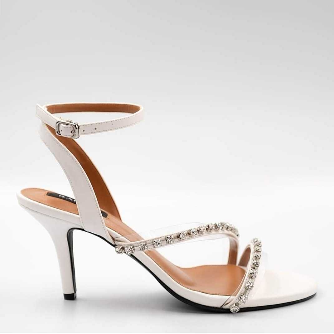 CLEARANCE รองเท้าส้นสูง Grace strappy heels - White