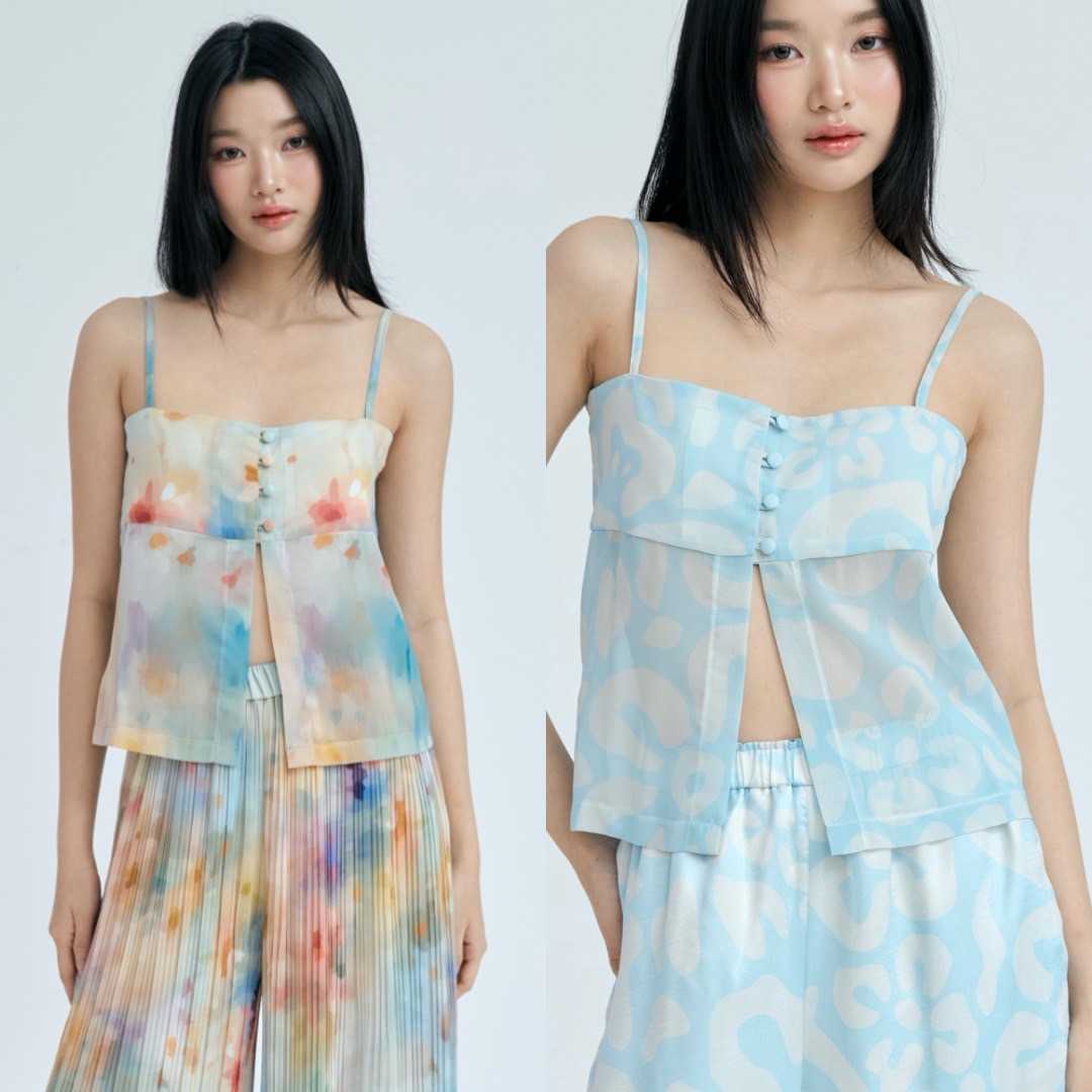 Aunchadabrand - Helena cami top เสื้อสายเดี่ยวชีฟองบางเนื้อทราย