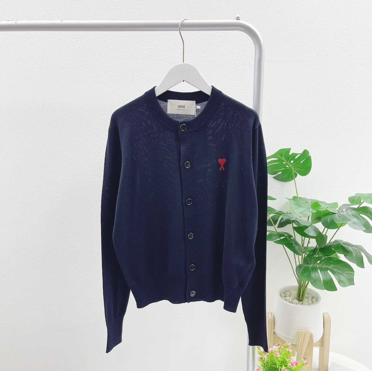 Ami Paris round neck Cardigan (Navy)