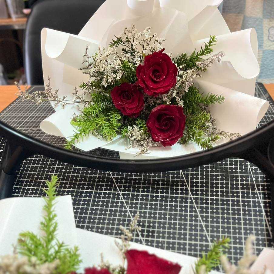 R-Rose-R3 ช่อกุหลาบแดง 3 ดอก