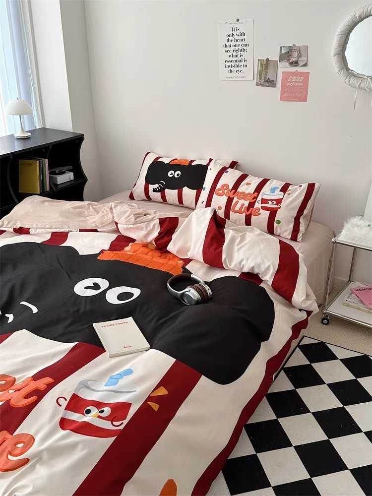 - PREORDER - ชุดผ้าปูที่นอน ลายการ์ตูน ผ้าคอตตอน100% ( มีขนาด 3.5-6 ฟุต )