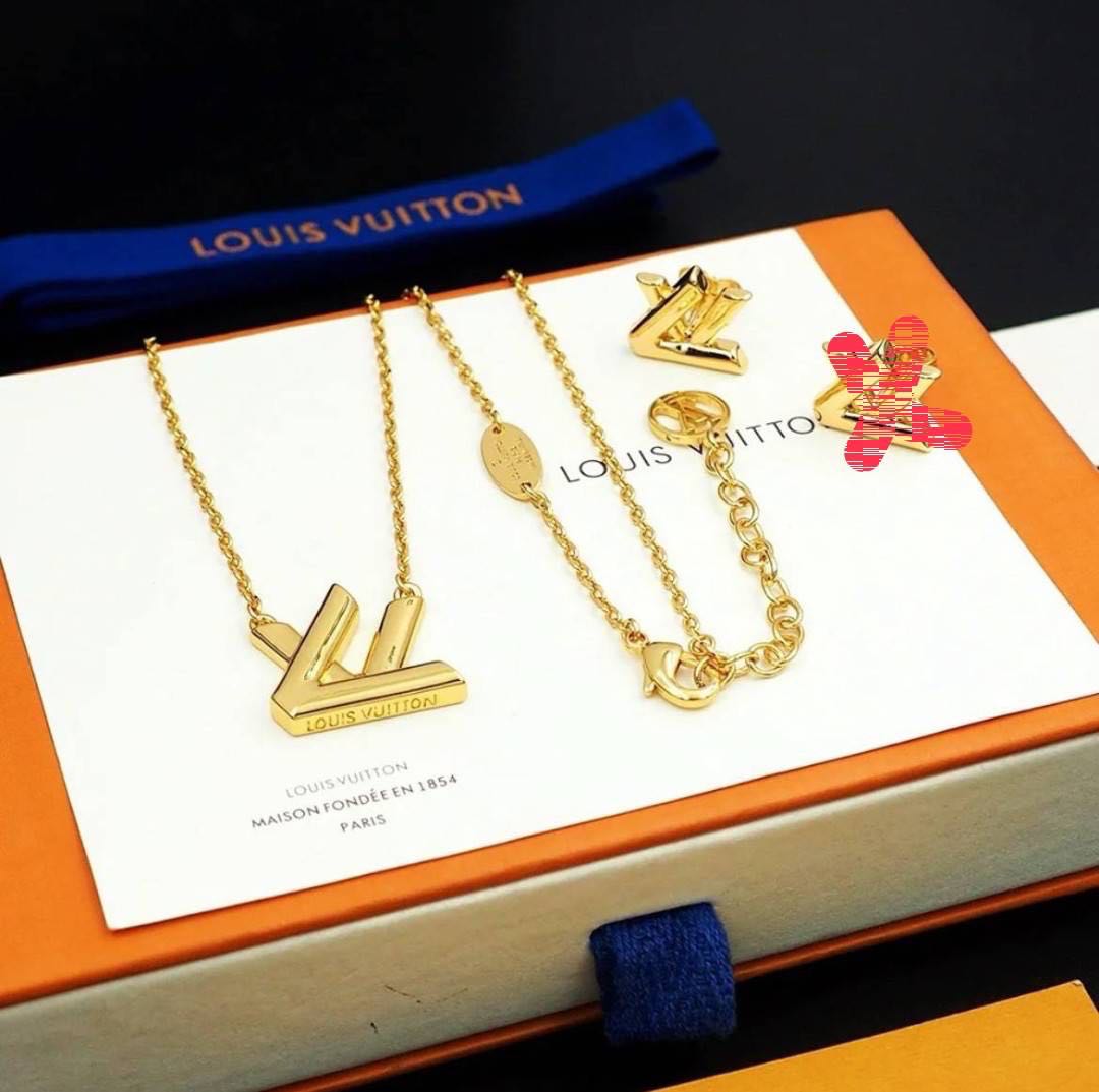 สร้อย lv รุ่นท้อปปปปปป