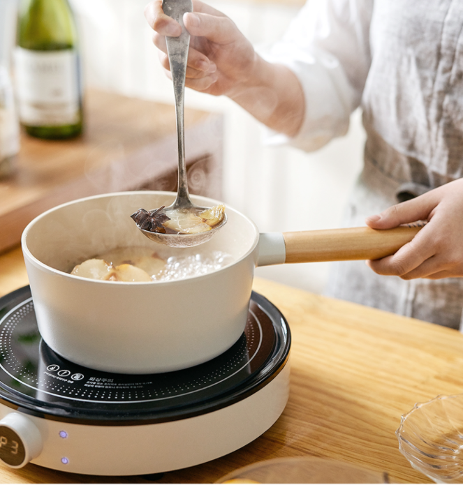 FIKA : หม้อด้าม 18 cm + ฝา - [Saucepan 18 cm+glass lid]