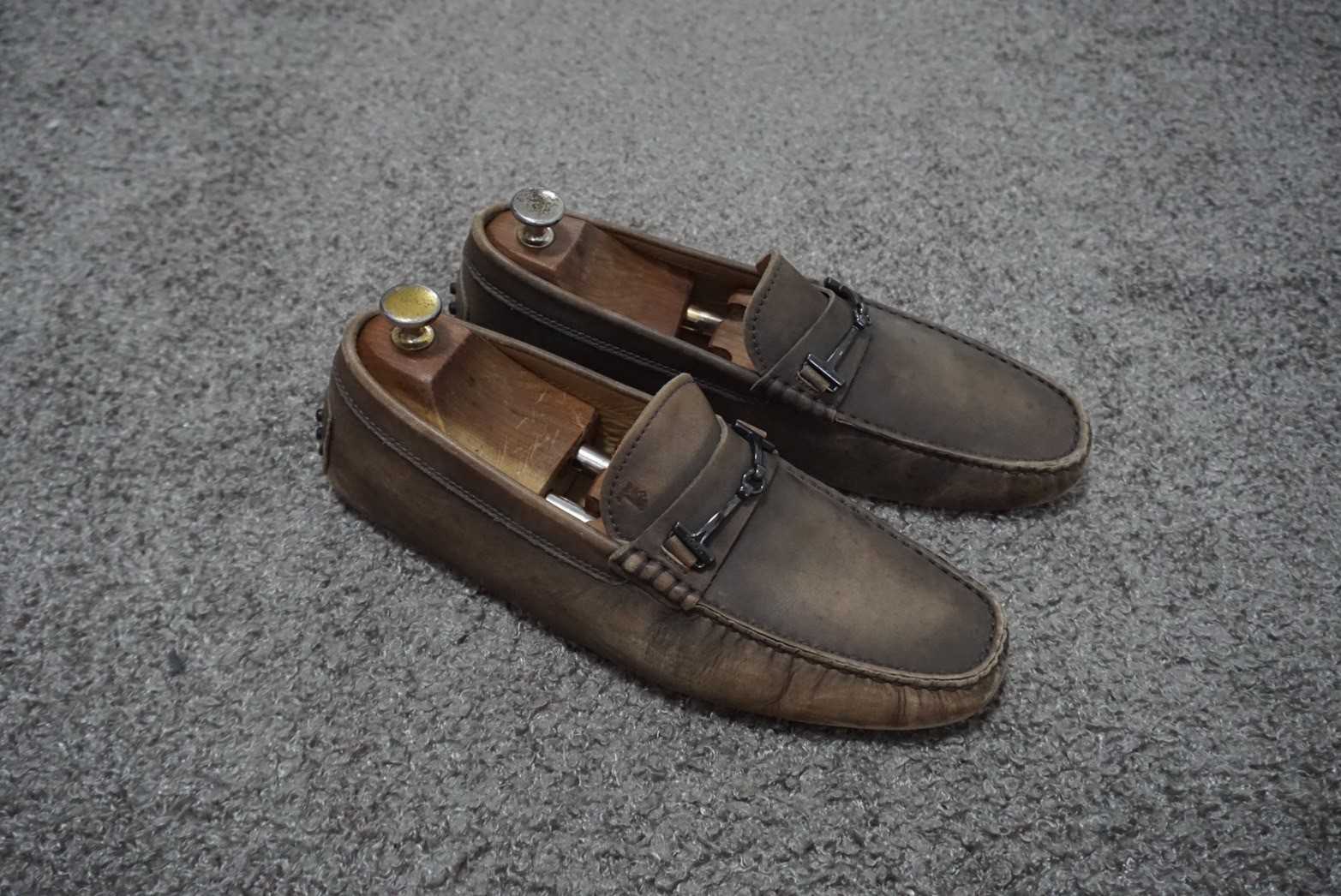 TOD'S Gommino Driving Shoes Size 7.5