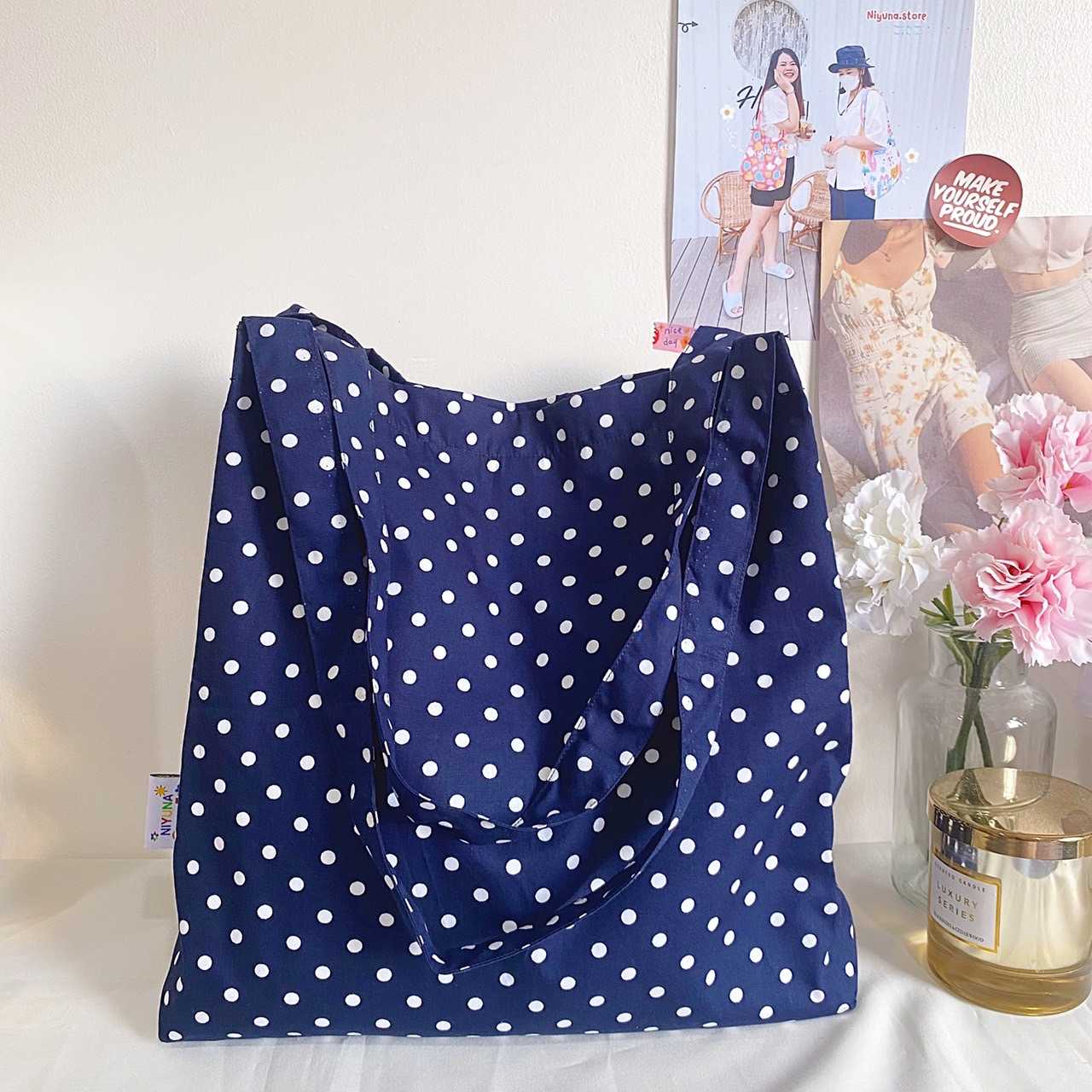 กระเป๋าผ้า ทรง Tote Bag Small Polka dot สีกรม
