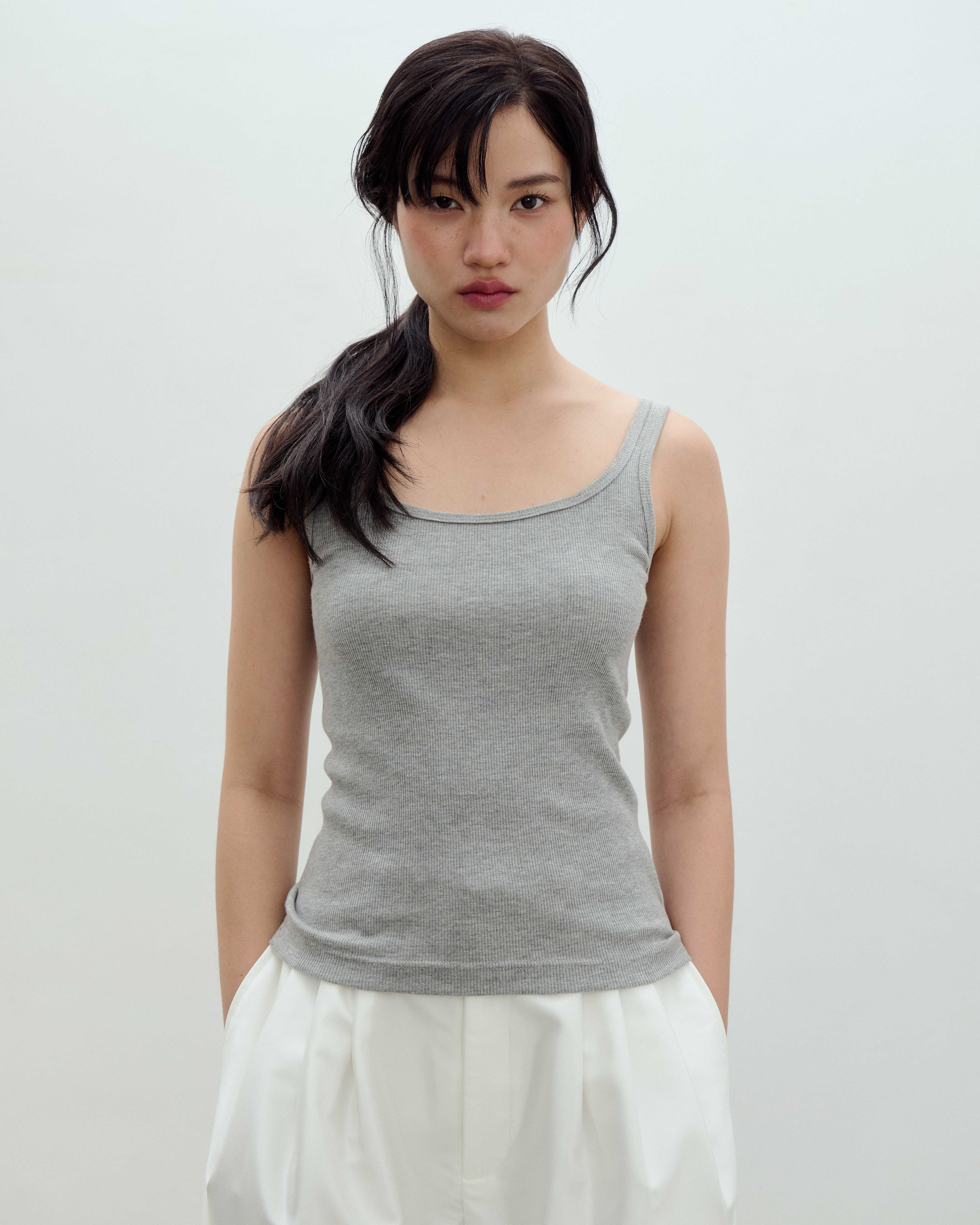 H.040 - Women’s Scoop Neck Tank Top - Grey