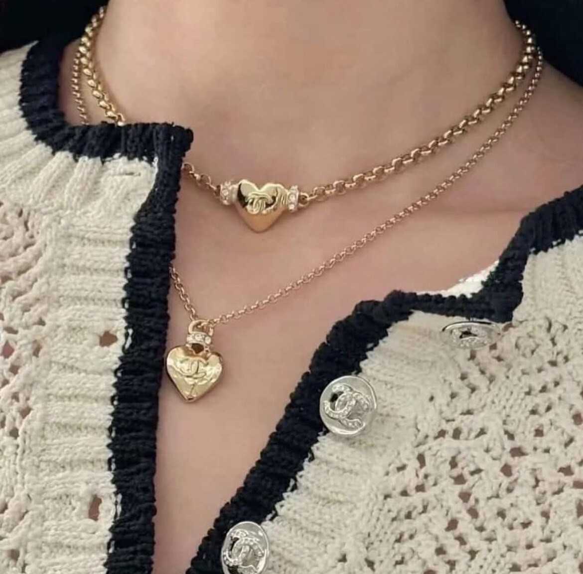 ( SALE ) CHANEL WITH CC DIAMONDS HEART NECKLACE