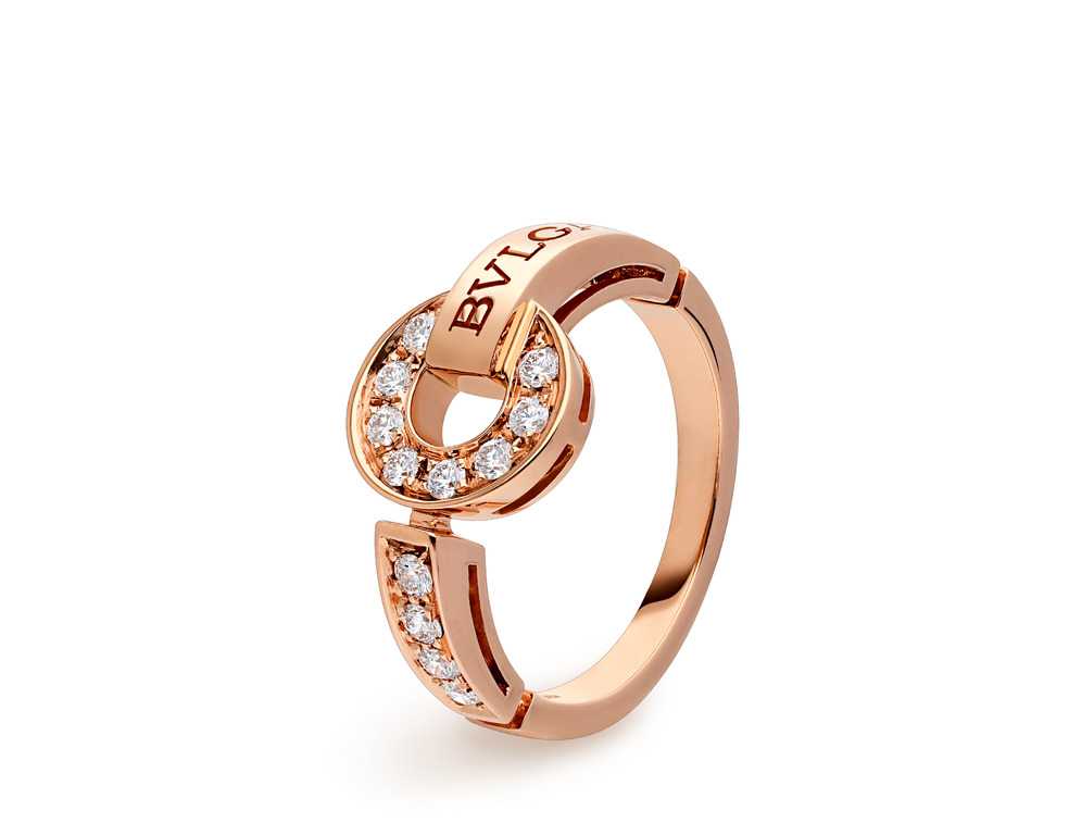Bvlgari Bvlgari 18 kt rose gold ring set with pavé diamonds