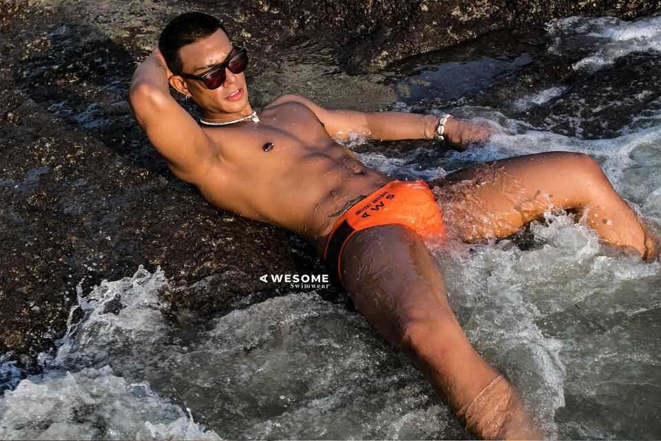 SW203 กางเกงว่ายน้ำ awesome men’s swimwear