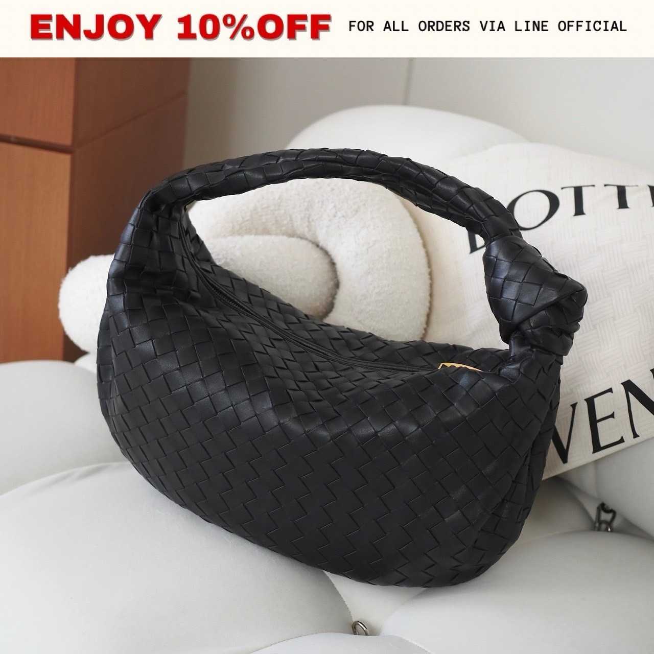 NEW! BOTTEGA VENETA Classic Jodie สี Black GHW | Bag