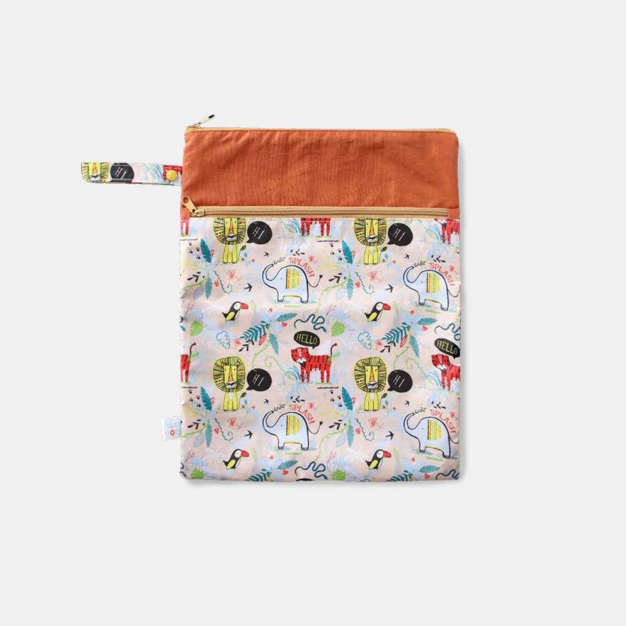 กระเป๋า รุ่น Wet/Dry Bag ลาย Little Jungle