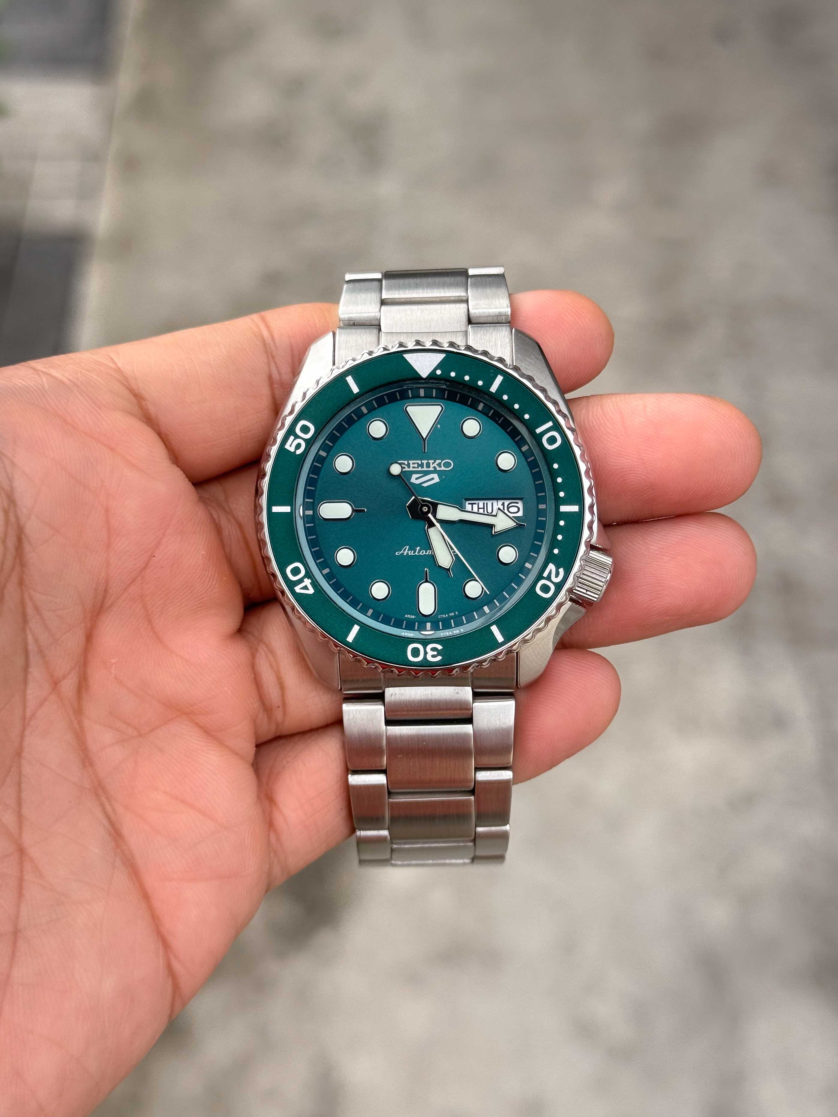 Seiko 5 Sport Automatic Day-Date King Size