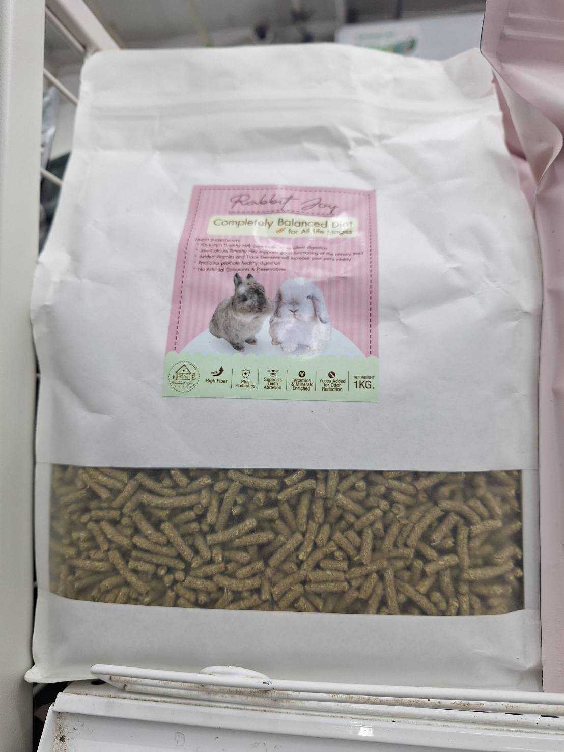 Rabbit Joy Completely Balanced Diet อาหารกระต่าย เหมาะกับกระต่ายทุกช่วงวัย 500กรัม-1กก.