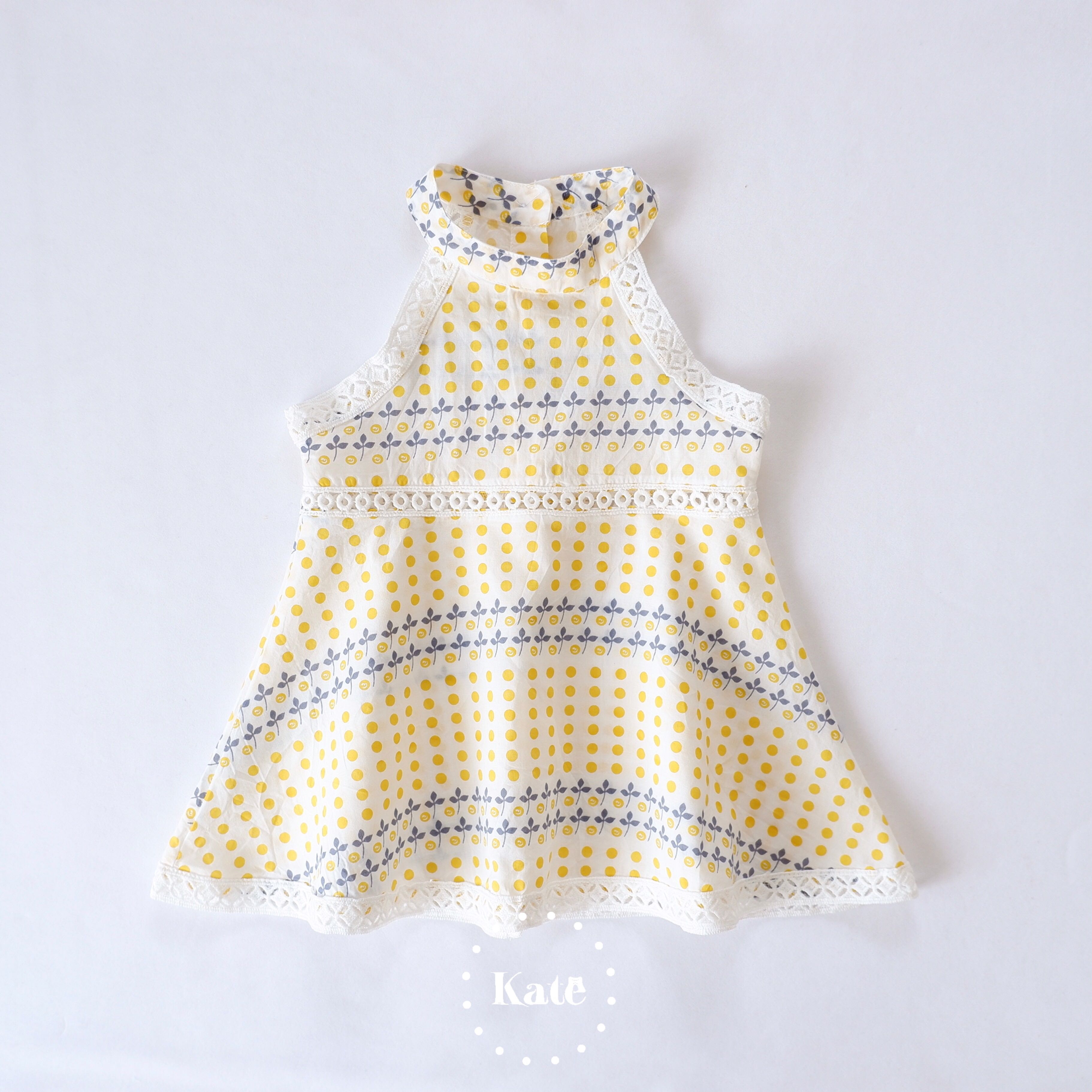 Yellow floral sweet  
