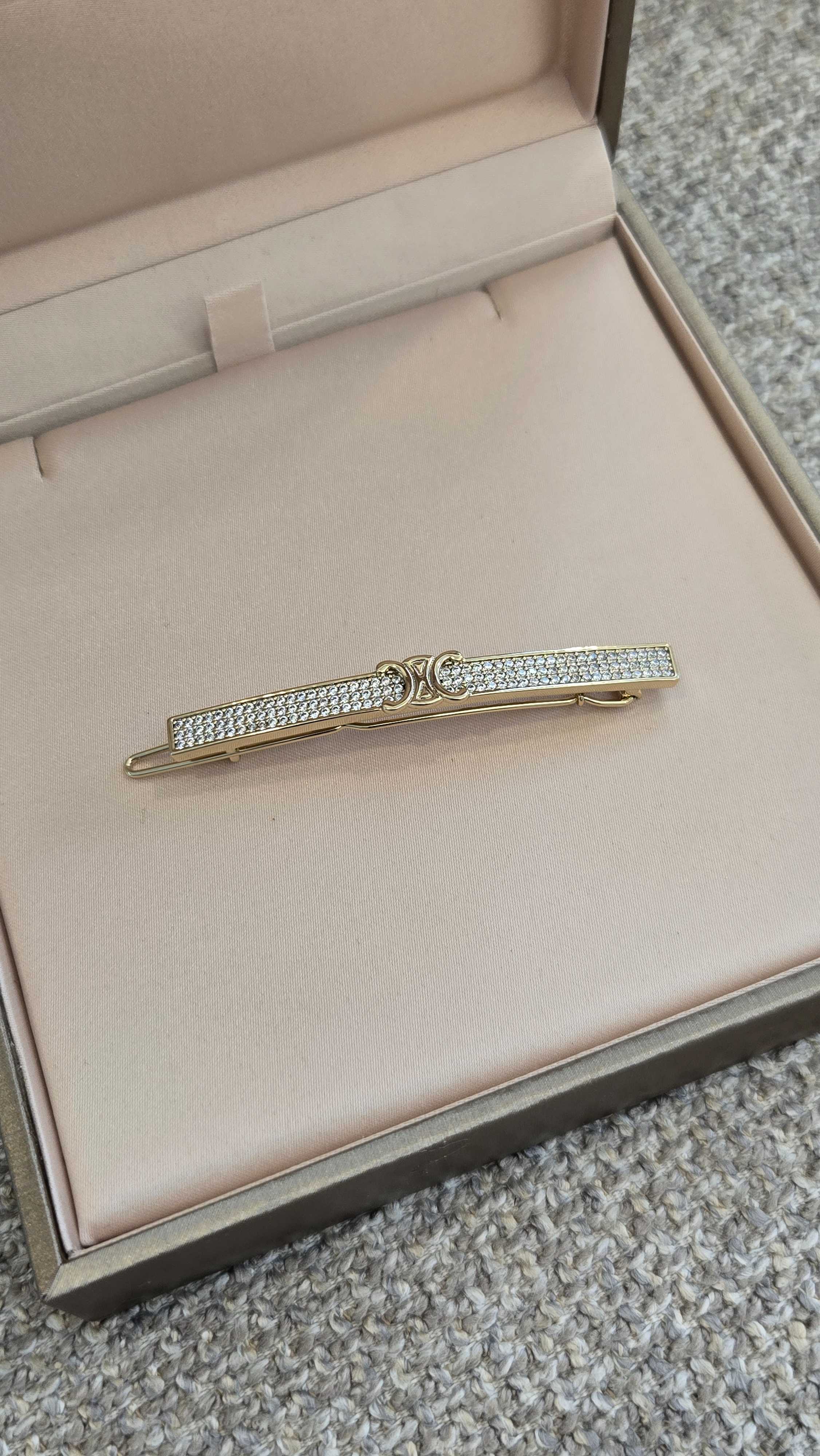 กิ๊บ Cl ทรงเหลี่ยมเพชร