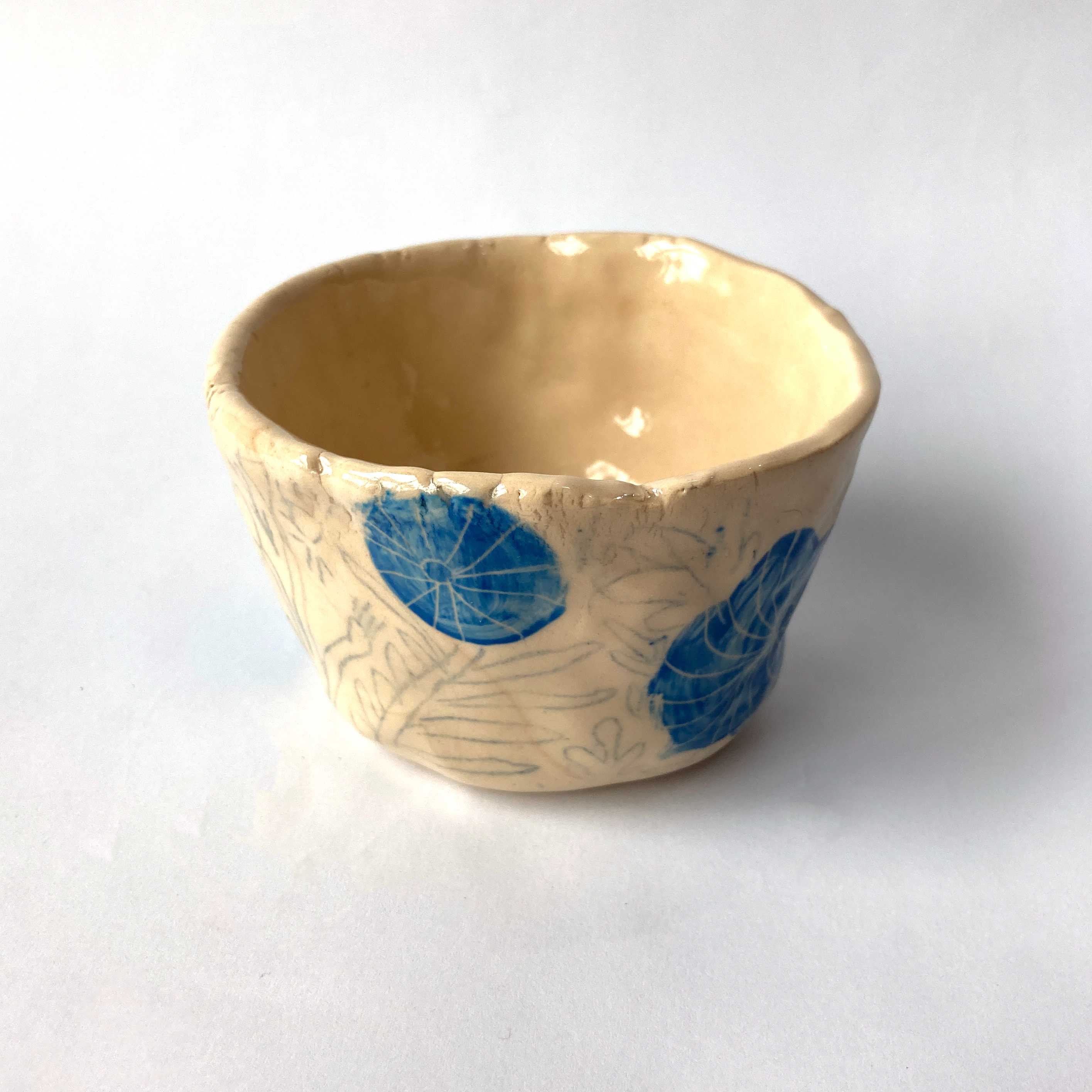 Doodle textured mini bowl