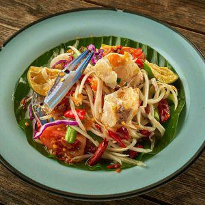 ส้มตำปูม้า • Somtum Blue Crab