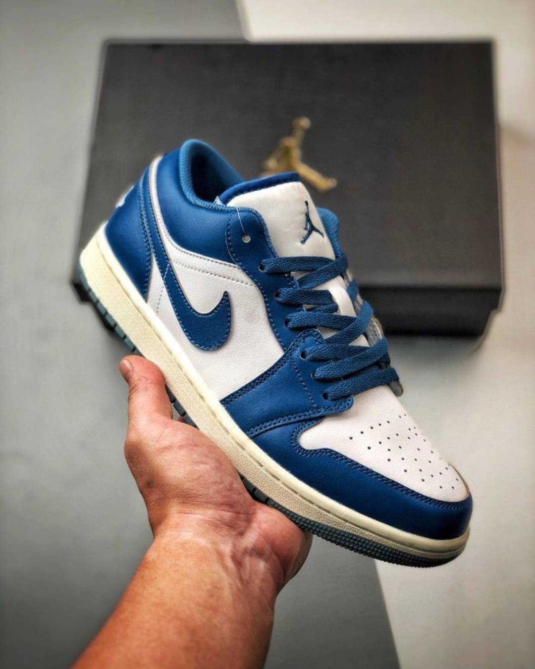 Nike Air Jordan 1 Low White Blue