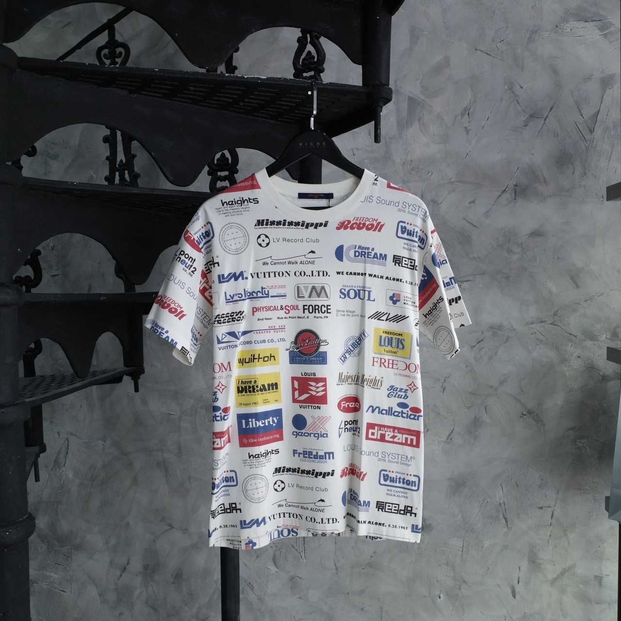 LOUIS VUITTON MULTI LOGO WHITE T-SHIRT