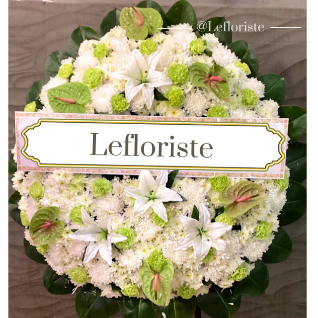 พวงหรีดดอกไม้สด Elegant Tribute 2