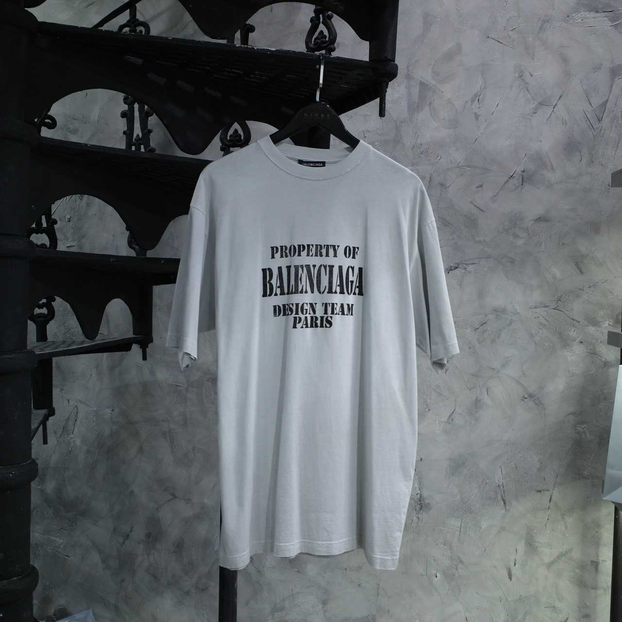 BALENCIAGA PROPERTY OF BALENCIAGA GREY T-SHIRT