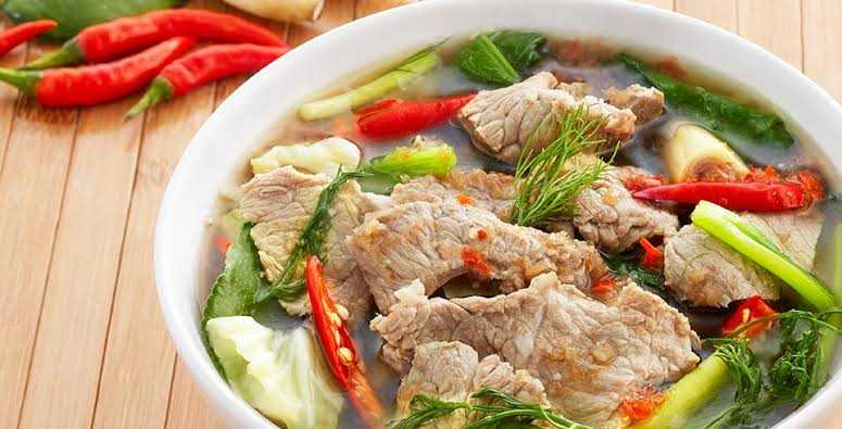 แกงอ่อมหมู
