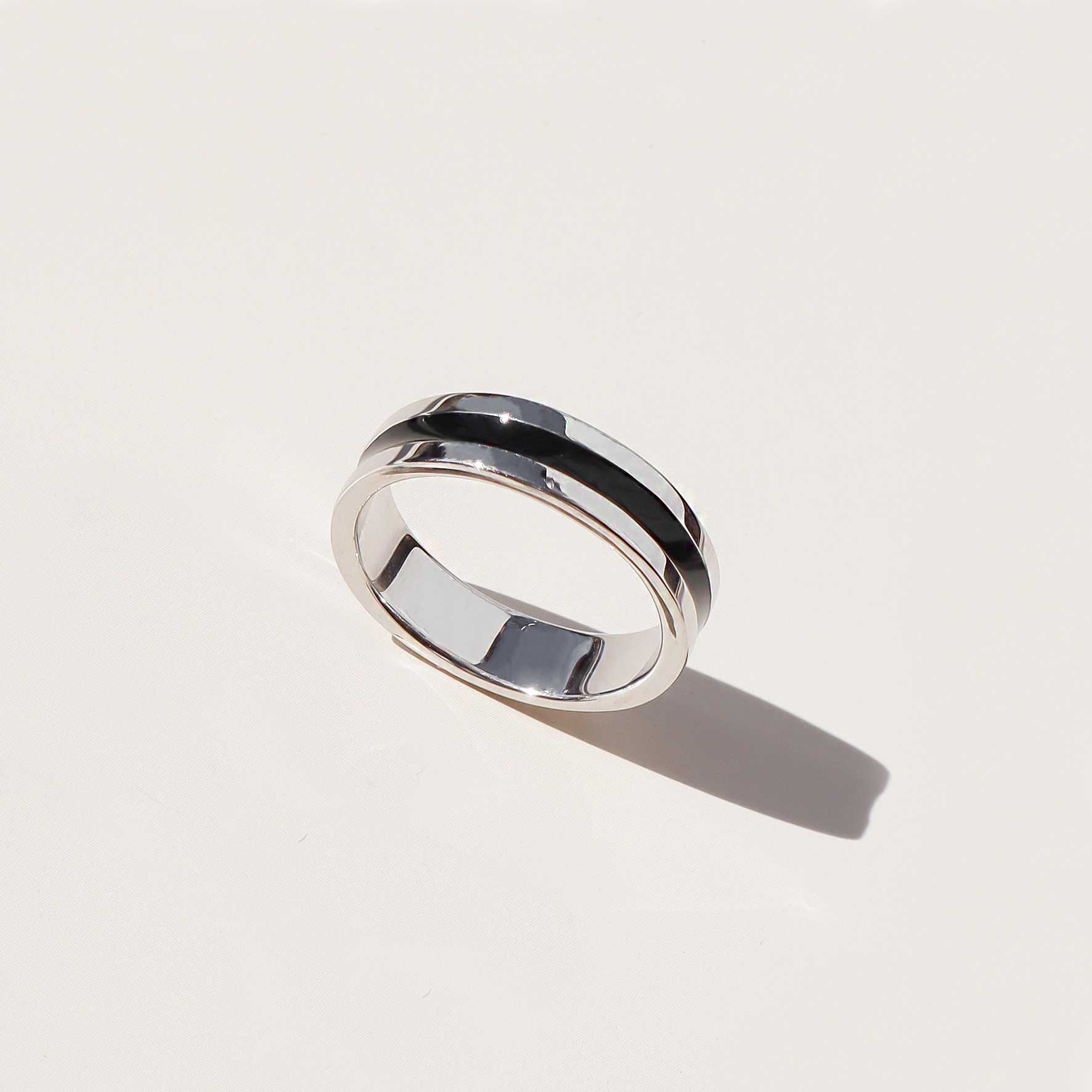 JENN - Striped Band ( White / Black )
