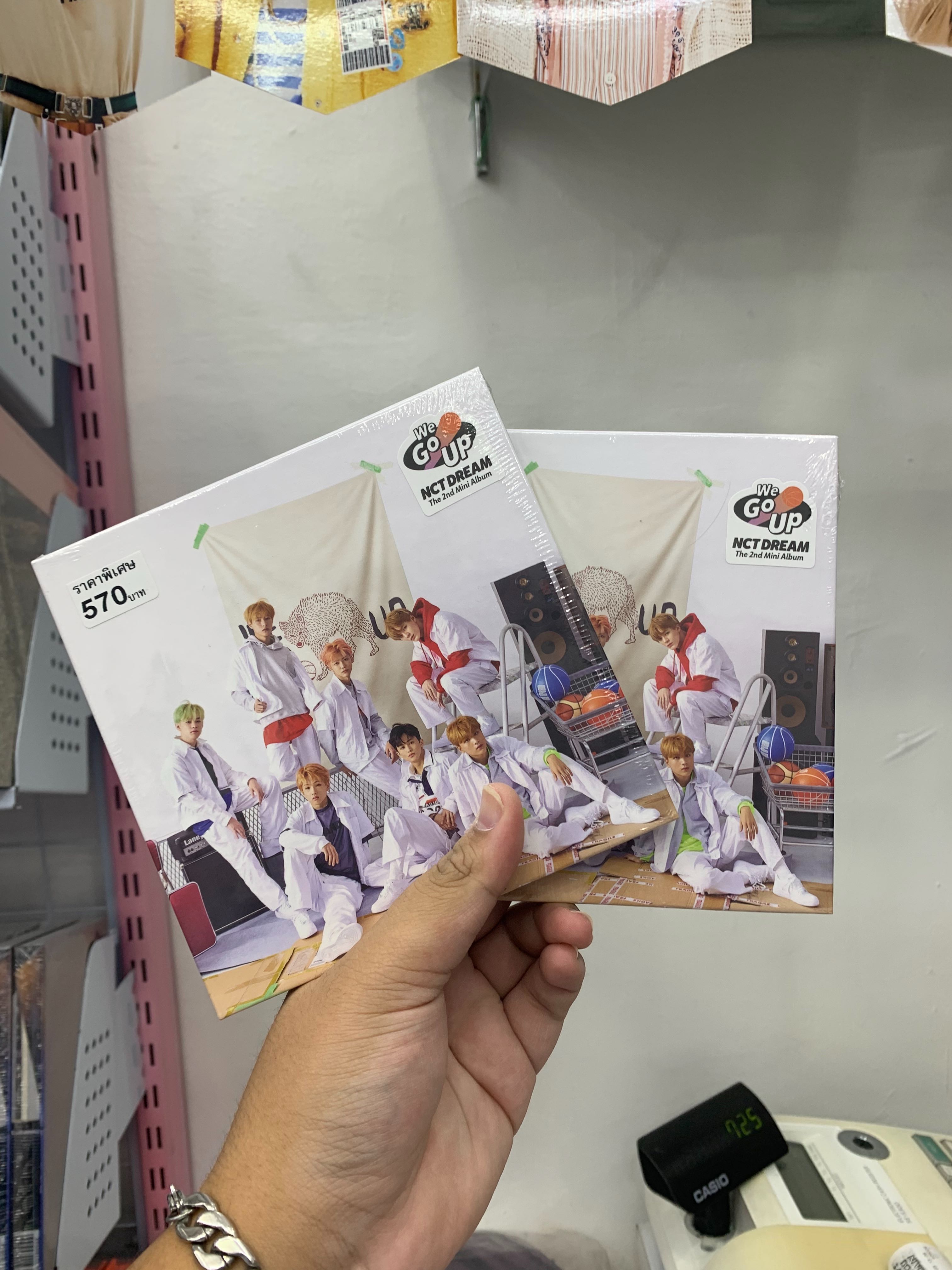 อัลบั้ม we go up nctdream