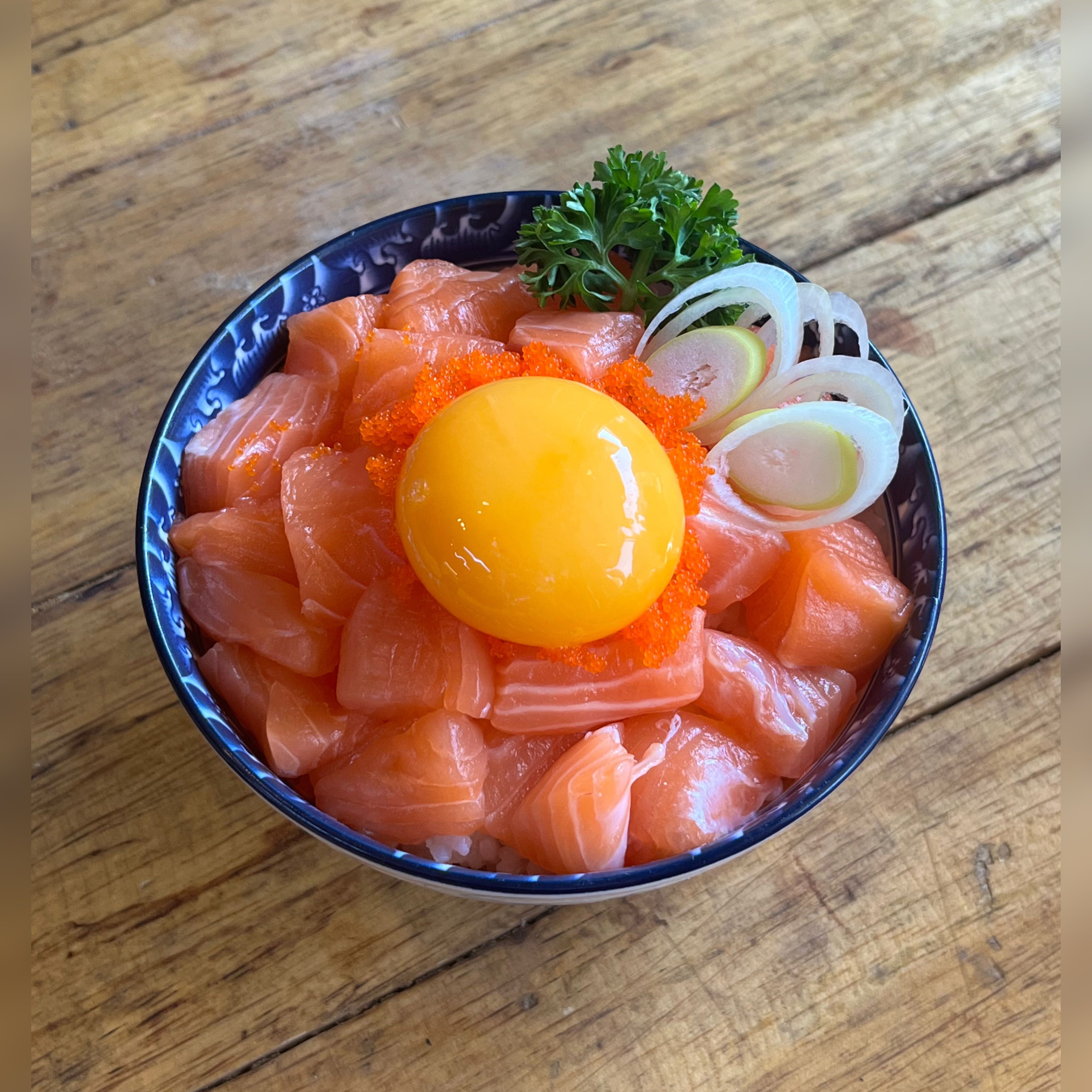 มินิ ข้าวแซลมอนด้ง+ไข่ดอง